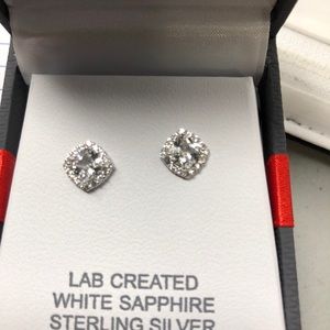 ❤️SOLD❤️WHITE SAPPHIRE STERLING SILVER EARRING NWT